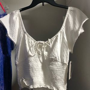 Billabong cropped shirt size large!